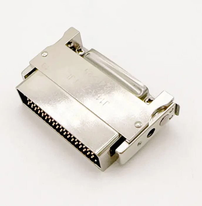 Espesyal na Paggamot ng Rectangular Electrical Connector Mga Bahagi ng Makipag -ugnay: Ang Gold Plating at Silver Plating Technology ay Nagpapabuti ng Katatagan ng Koneksyon